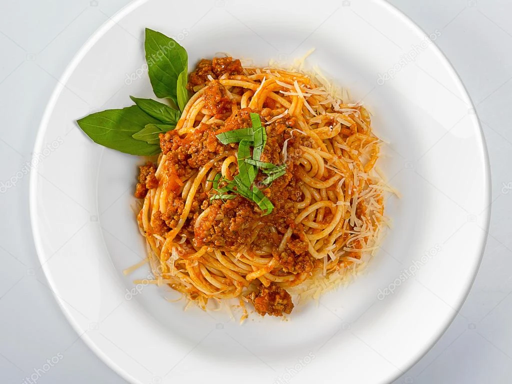 Спагетти болоньезе