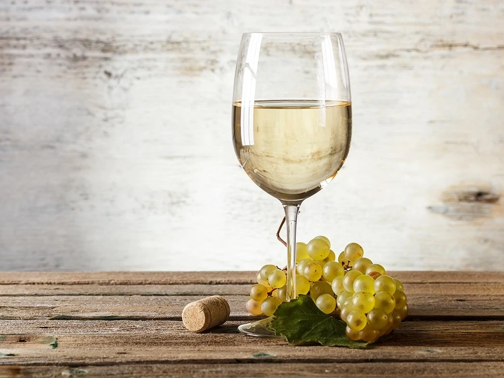 Вино белое